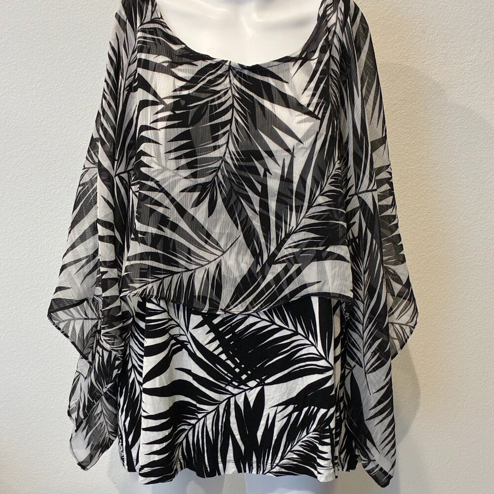 Ruby Rd Blouse Size 2X Black/White Palm Print Sheer‎ Kimono Sleeve Flowy Resort